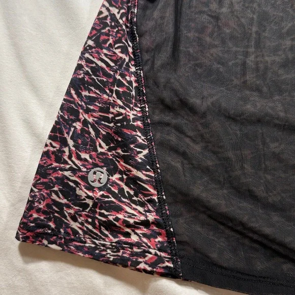 lululemon athletica Black and Pink Tank Top - Picture 4 of 9